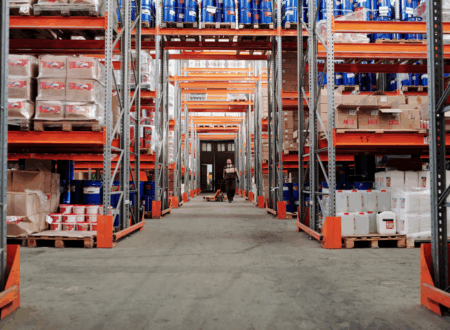 Dükkan Eşyası Depolama